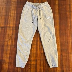 NIKE Heathered Gray Essential Fleece Active Lounge Jogger Sweatpant Bottoms S